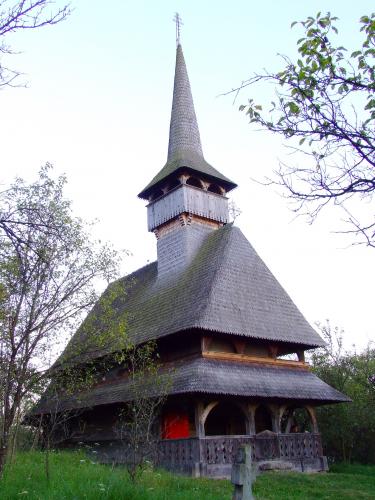 Holzkirche von Birsana